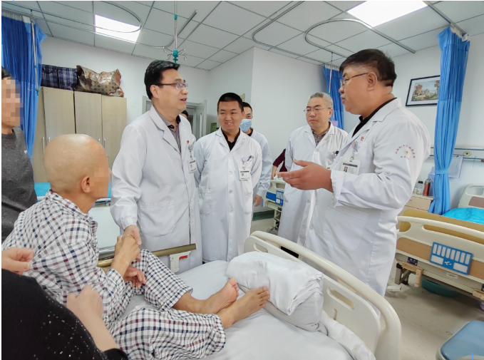 强化医疗管理——太原和平医院外科板块开展大查房